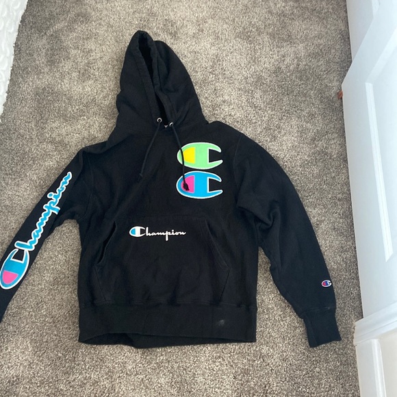 sweatshirt - Picture 1 of 2